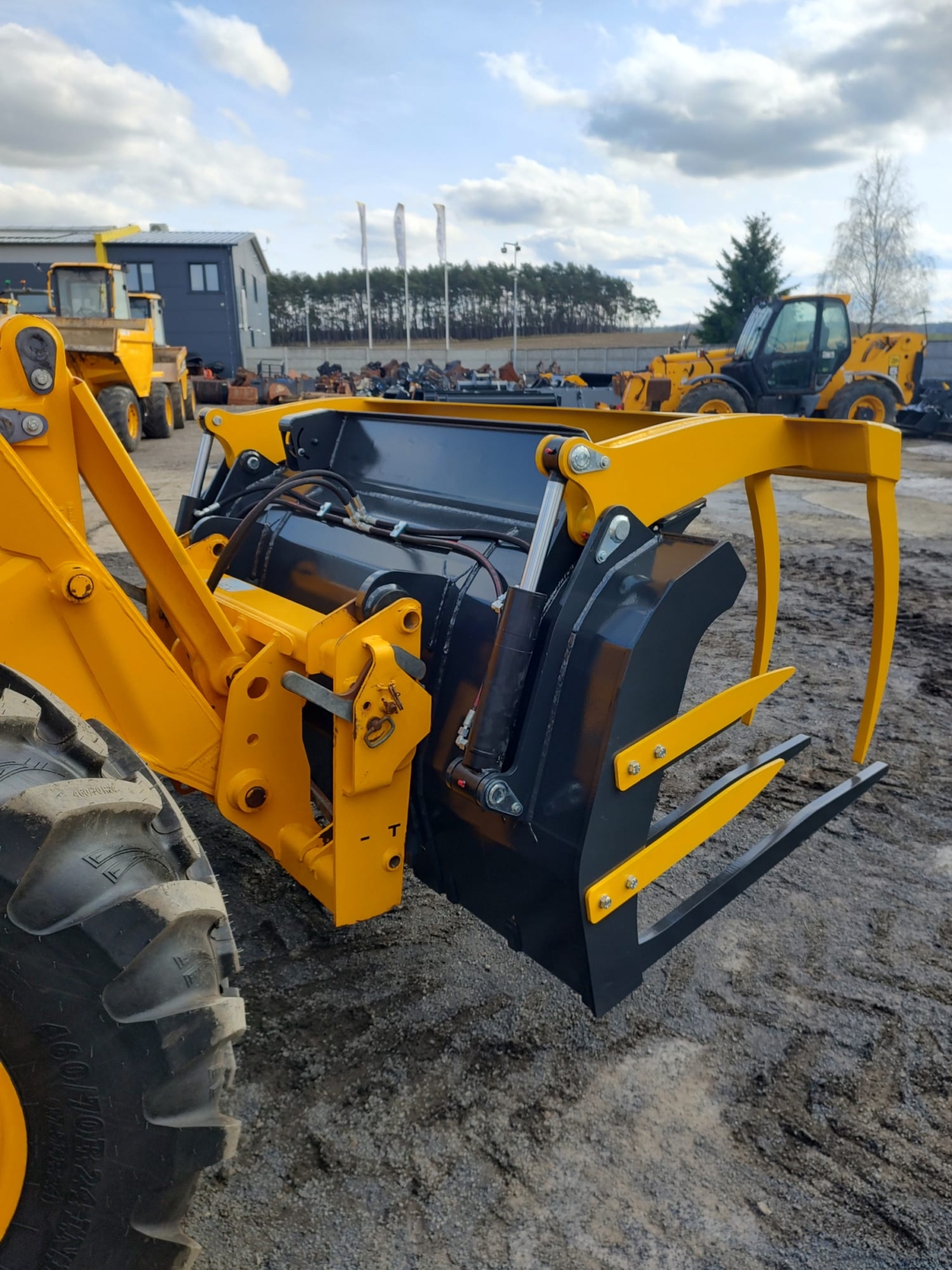 WIDŁO-KROKODYL 235cm 2m³ łyżka ładowarka JCB