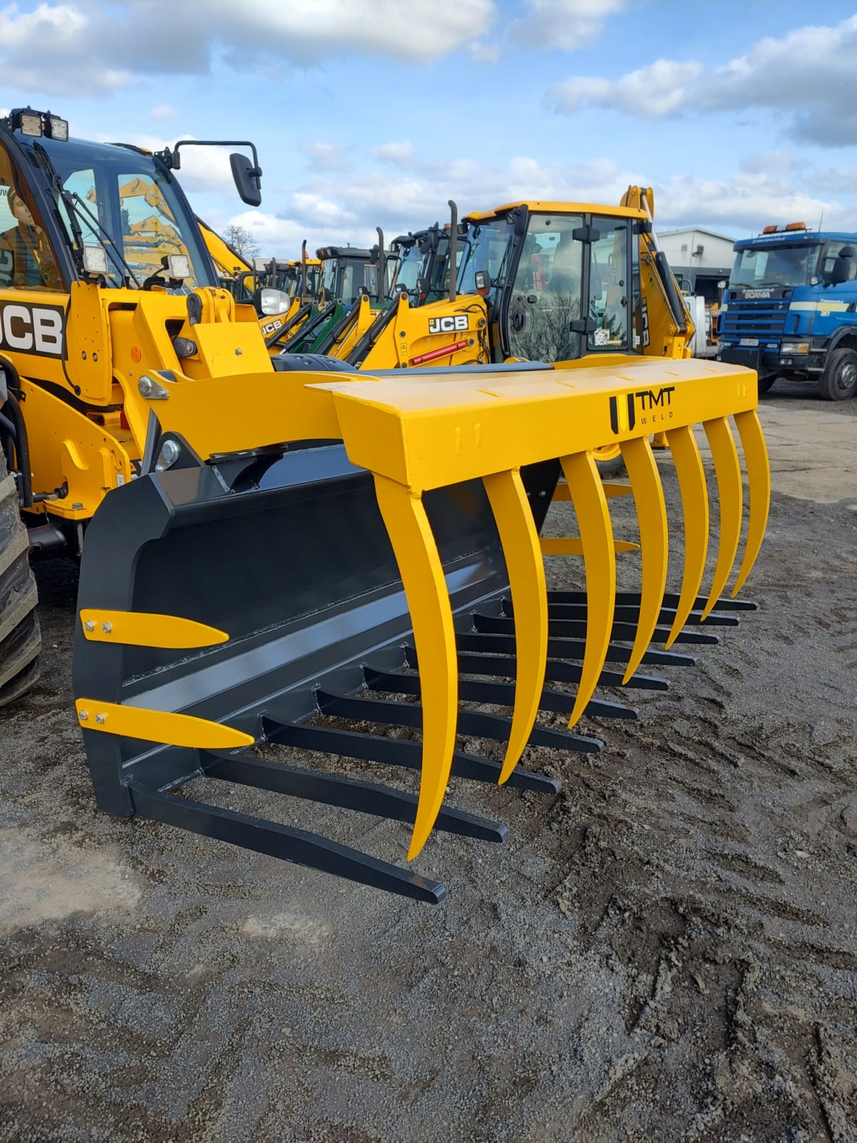 WIDŁO-KROKODYL 235cm 2m³ łyżka ładowarka JCB