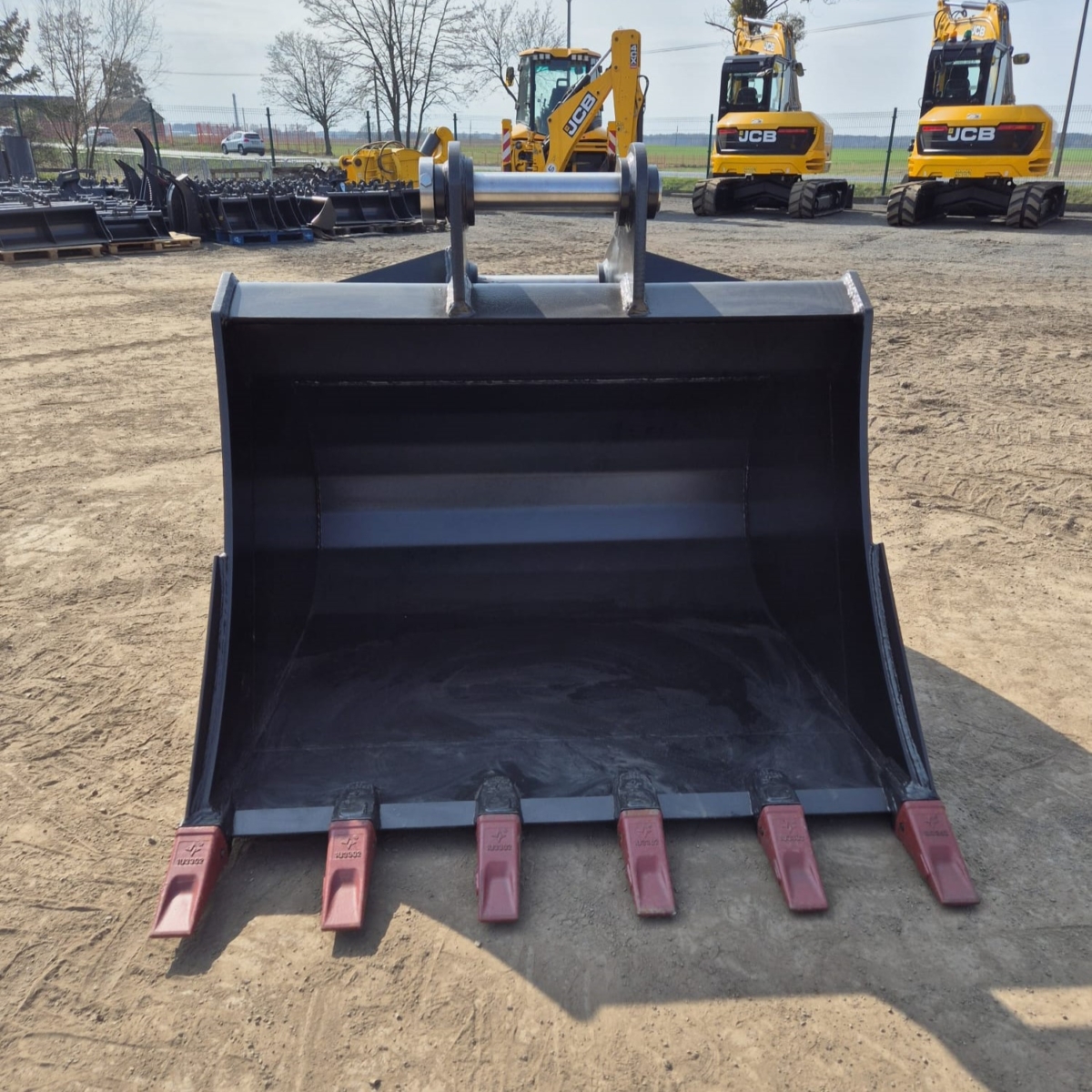 Łyżka 9ST 150 cm JCB JS220 nowa