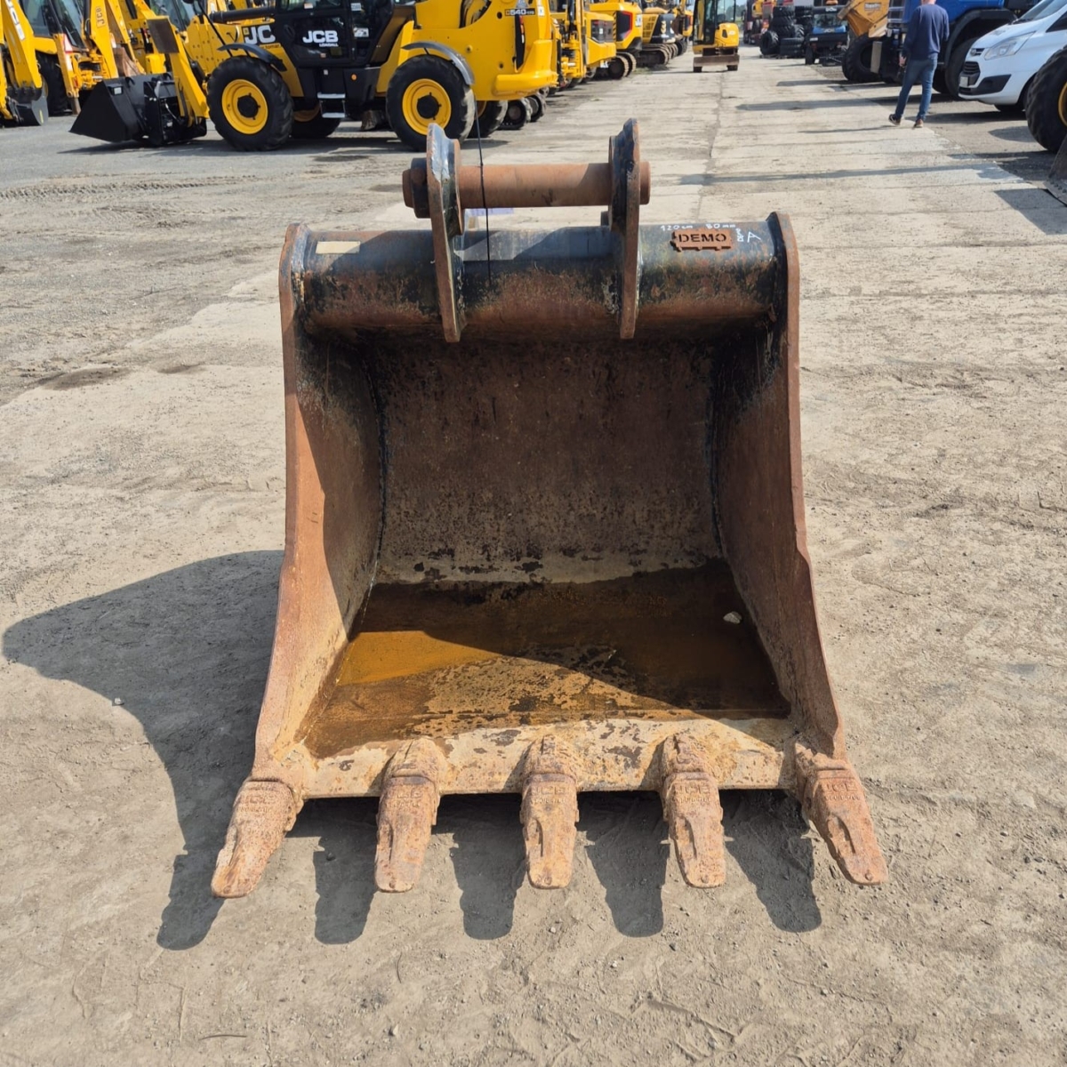 Łyżka używana 120 cm ORG JCB JS220 nr.2206