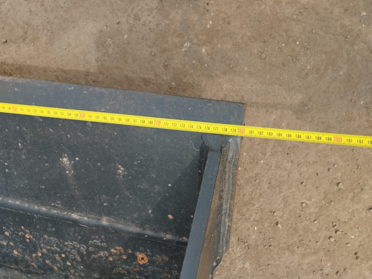 Łyżka używana hydrauliczna 180cm RADLINGER SW10 nr.2267