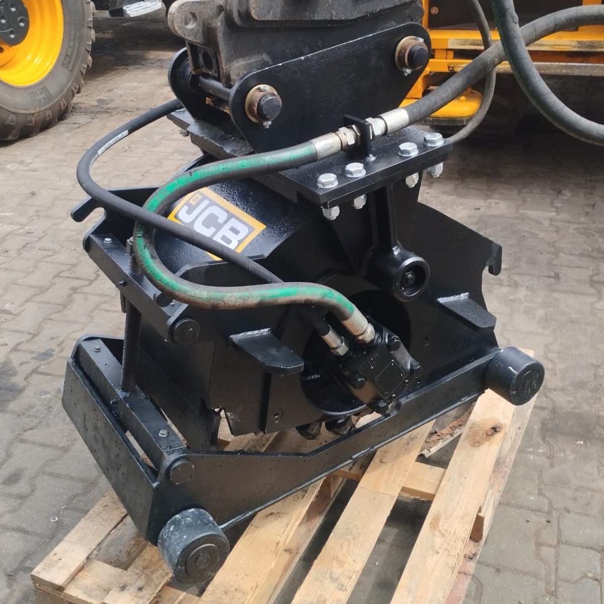 Frezarka do asfaltu płytowa podczepiana pod maszynę 3CX 4CX 8035-8045 JCB