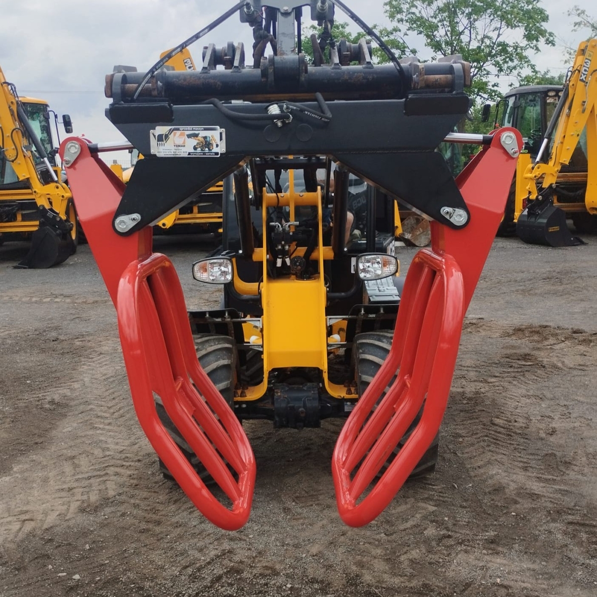 CHWYTAK DO BEL SIANA, BALOTÓW NA 2 SIŁOWNIKI JCB CAT KOMATSU CASE BOBCAT JOHN DEERE  NEW HOLLAND