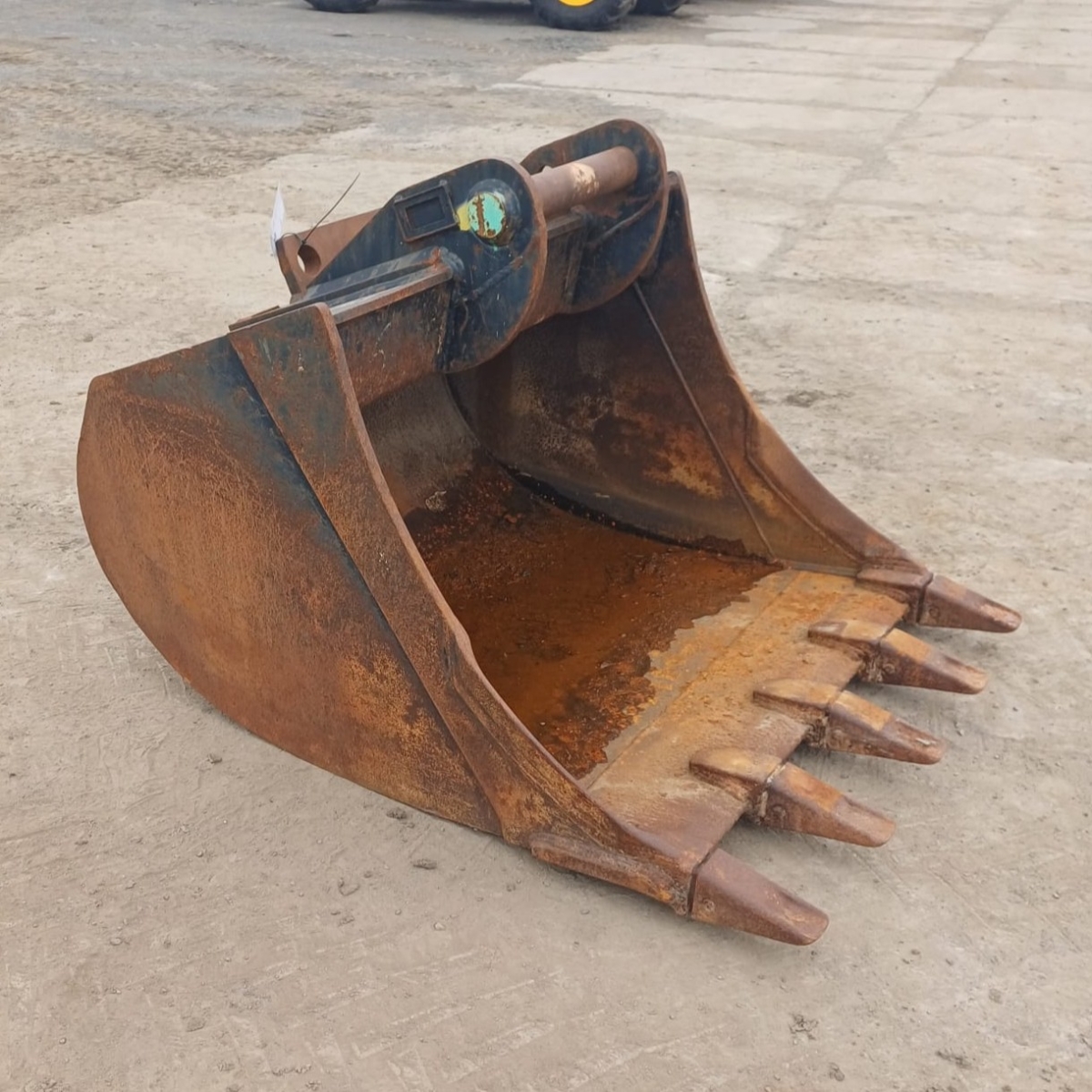 Łyżka używana 120 cm, mocowanie MS10, SW10, HS10 JCB KOMATSU CAT VOLVO nr. 1200