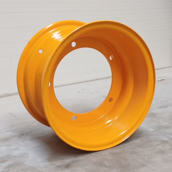 Felga koła 334/L1922 JCB do koparko-ładowarek 2CX 3CX